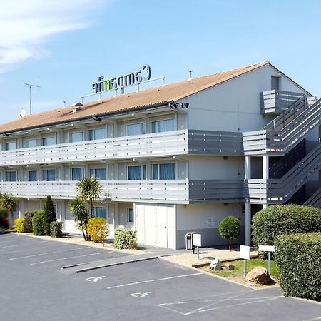 แคมพานิล นันเต้ เรเซ่ แอโรพอร์ท Hotel เรอเซ ภายนอก รูปภาพ
