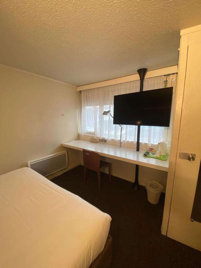 แคมพานิล นันเต้ เรเซ่ แอโรพอร์ท Hotel เรอเซ ภายนอก รูปภาพ